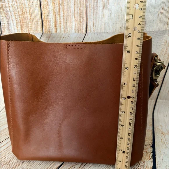 Portland Leather Goods Butterfly Bag - Picture 10 of 11